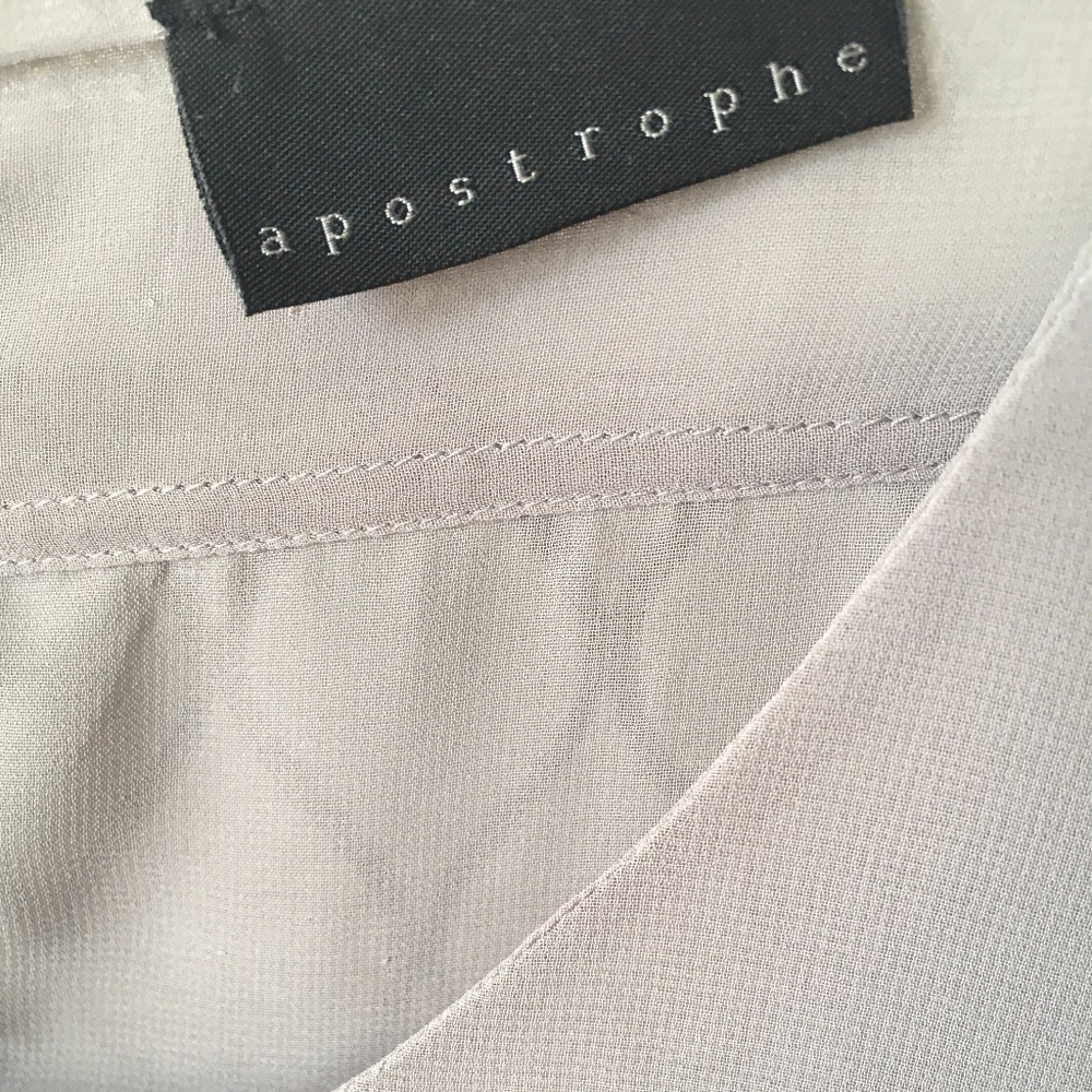[sheer back] chiffon blouse - zips up back - Picture 2 of 4